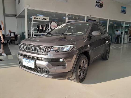 JEEP COMPASS 1.3 T270 TURBO FLEX LONGITUDE AT6